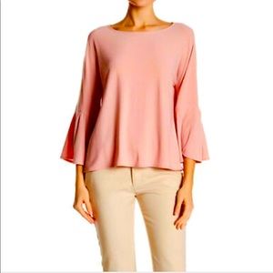 NWOT Vince Camuto Blush pink top w flirty bell slv
